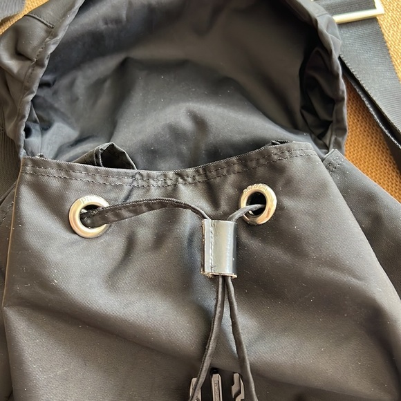 Prada back pack black bag - Picture 4 of 11